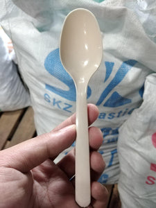 White Spoon Medium approximately 2250pcs per Sack